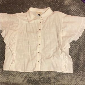 Kind of cropped blouse with buttons